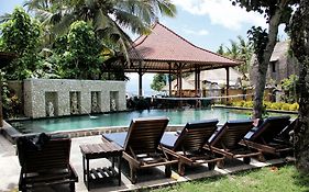 The Tanis Beach Resort Nusa Lembongan